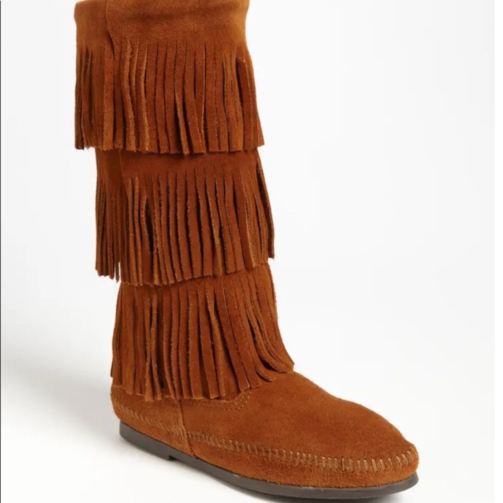 Minnetonka Moccasin Fringe Boots